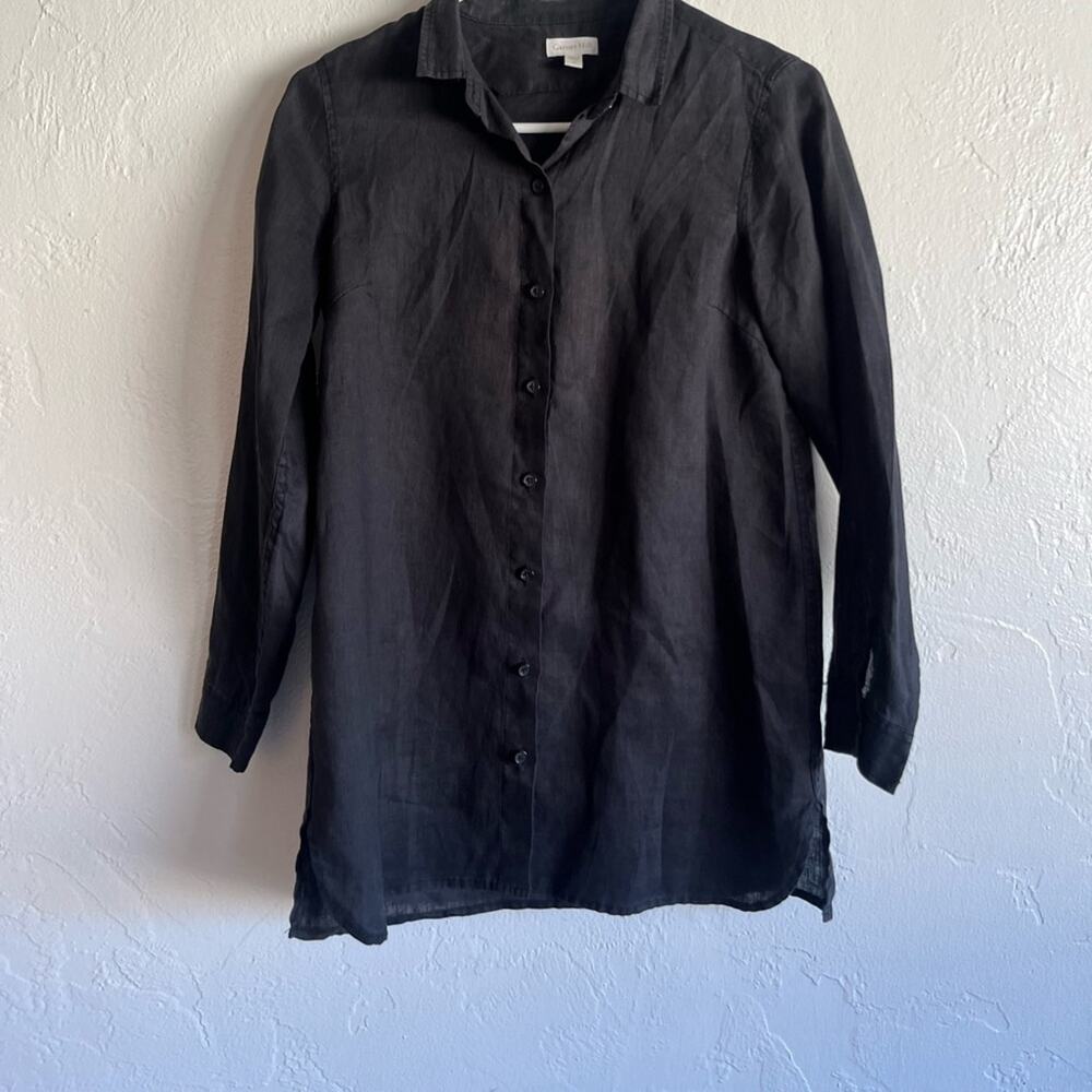 Garnet Hill linen button down blouse. Size PP